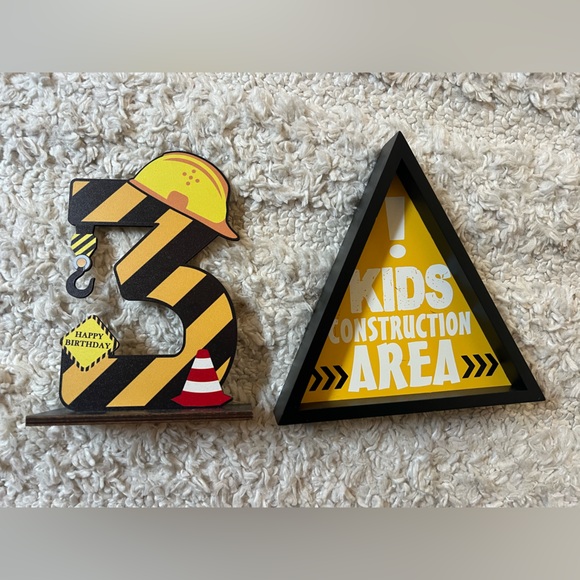 Construction Theme 3rd birthday signs - Picture 1 of 2